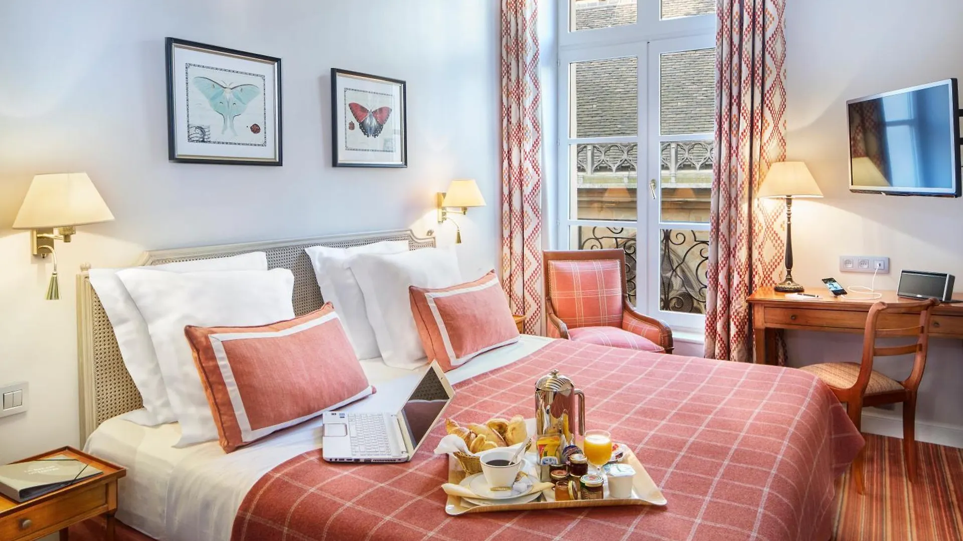 Relais Du Louvre Hotel Paris