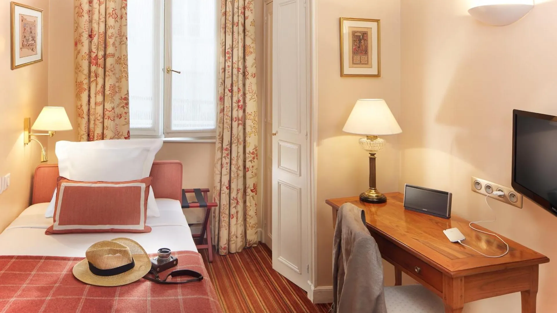 Relais Du Louvre 4* Paris