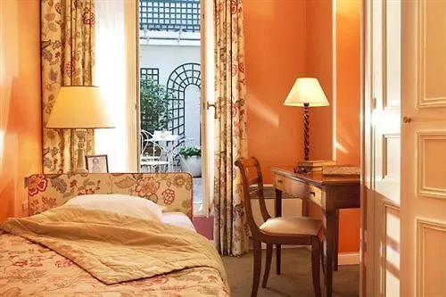 Relais Du Louvre Paris