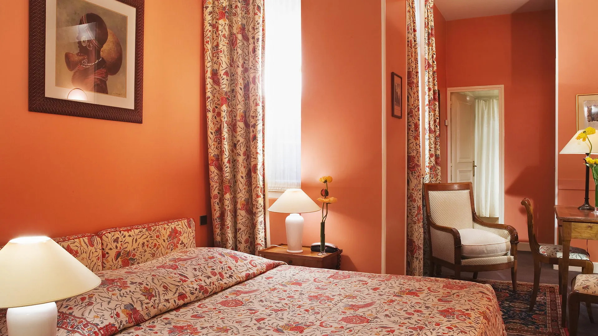 Relais Du Louvre Hotel 4*