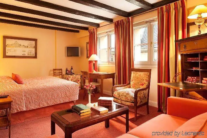 Relais Du Louvre Szálloda