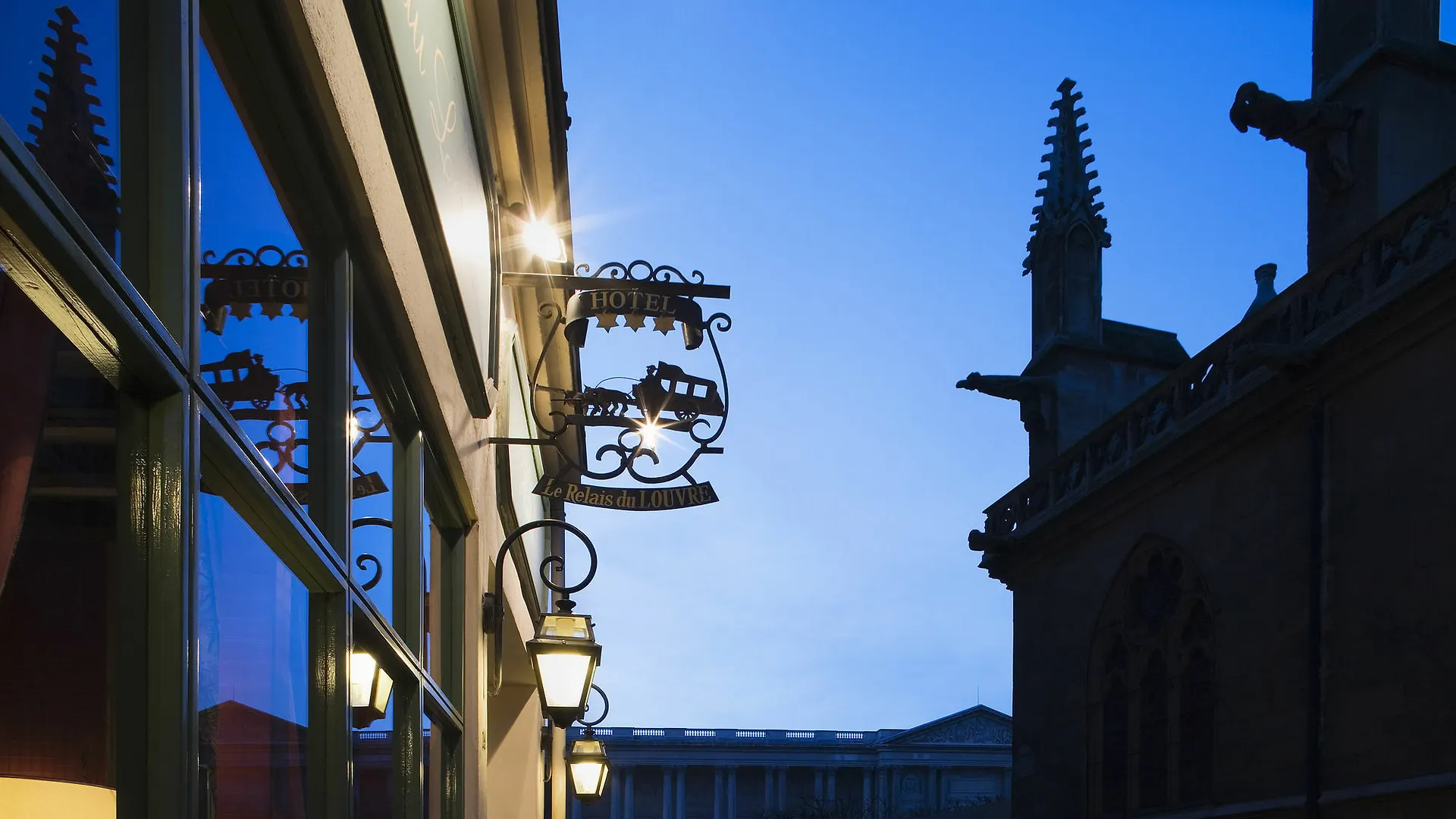 Relais Du Louvre 4*